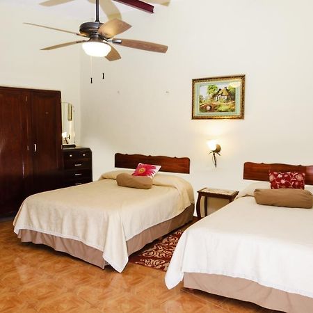 Hotel Casa Nobel Merida Exterior photo